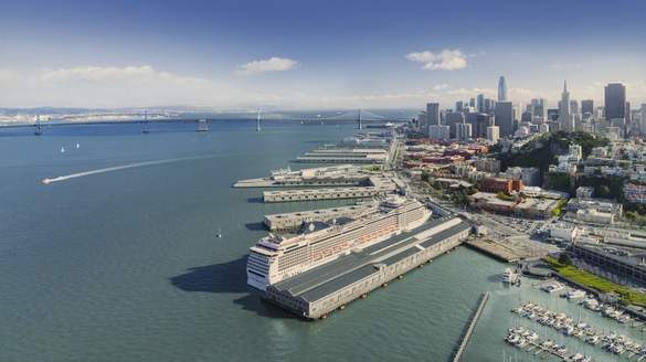 MSC Cruises MSC Magnifica Exterior 1.jpg